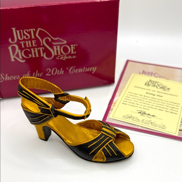 Just The Right Shoe by Raine “Rising Star” 20th Century Item 25043 Circa 1999 - Picture 1 of 9